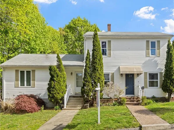 9 Williston St, Cranston, RI 02920