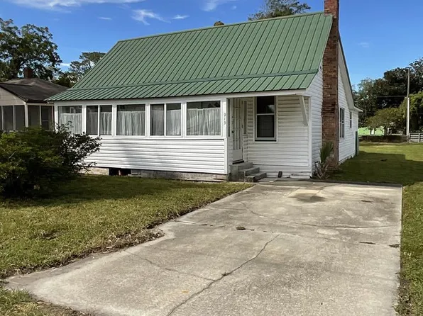 219 7th St, Port Saint Joe, FL 32456