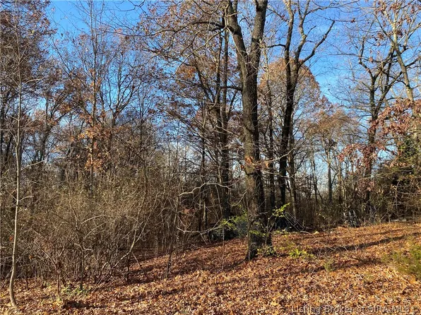  Camp Louanna Road SE, Elizabeth, IN 47117
