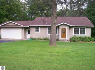 2517 Wapiti Rd, West Branch, MI 48661