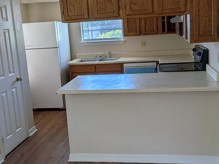 117 Brentwood Dr #117 — Photo 7