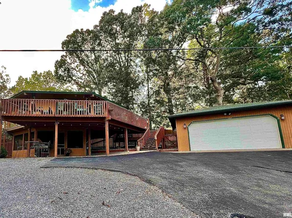 2565 Egyptian Hills Dr, Creal Springs, IL 62922