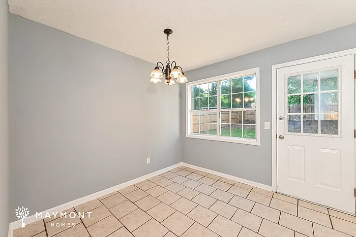 1107 Windgate Cir NW — Photo 7