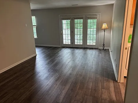 2 bed, 950 sqft, $1,600 — Photo 4