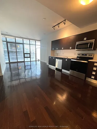 33 Charles St E #2101 Photo 1