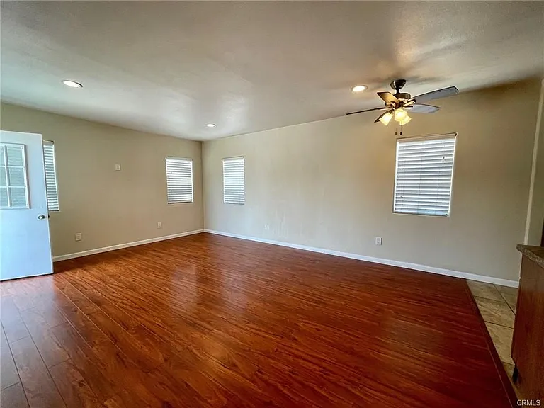 15142 Georgia Ave #MAIN — Photo 8
