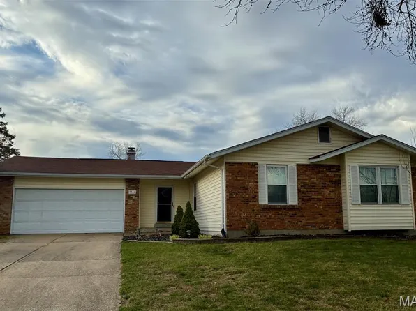 3814 Jackson Trl, Saint Peters, MO 63376