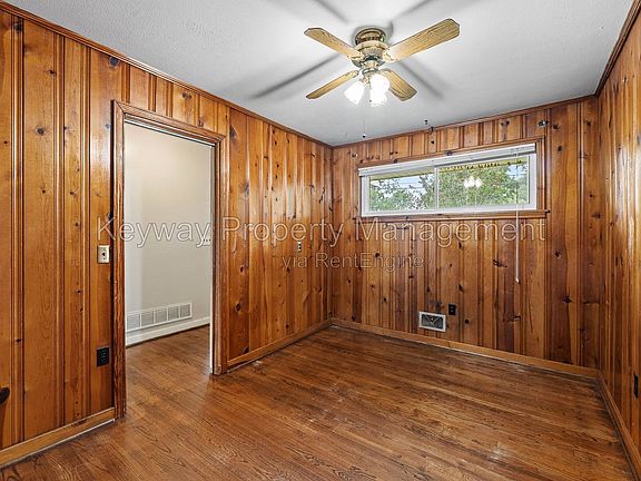 4th image of 1823 Curtis Dr