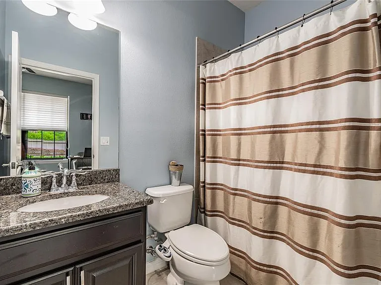 11027 Tahiti Isle Ln — Photo 50