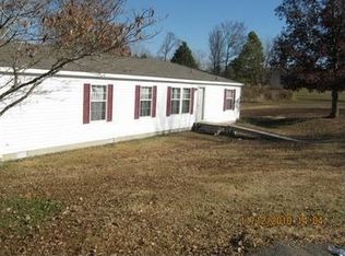 1609 Maple Valley Rd, Charlotte, TN 37036