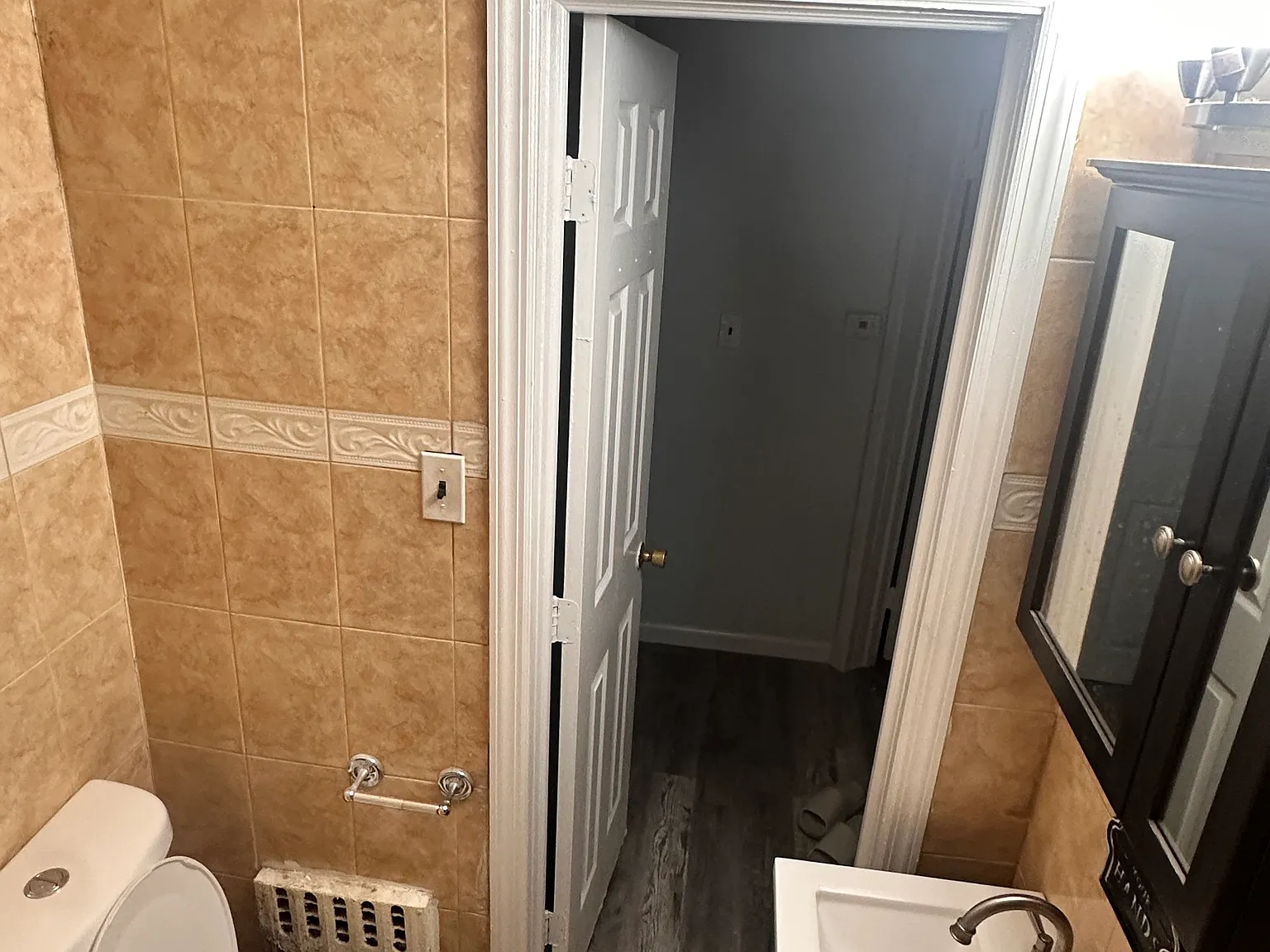3 bed, 2000 sqft, $2,350 — Photo 4