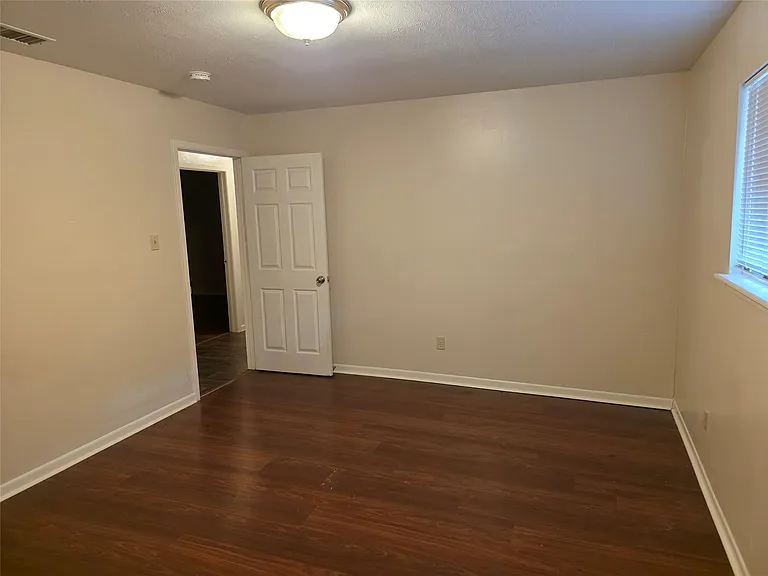 4601 Reveille St — Photo 13