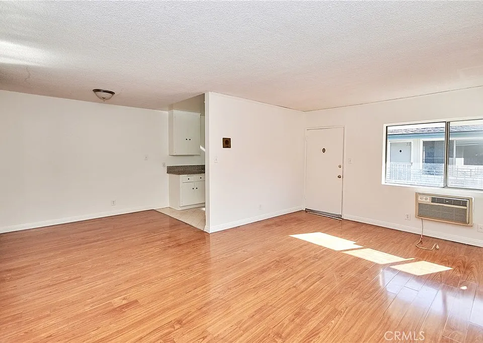 1024 S Atlantic Blvd #16