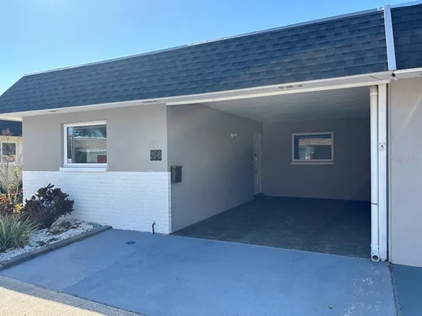 156 Portree Dr, Dunedin, FL 34698