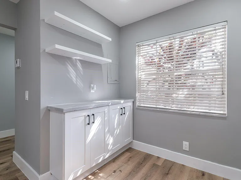 1579 Springside Dr — Photo 8