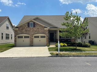 8 Vienna Ln, West Berlin, NJ 08091