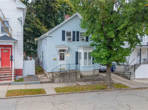 81 Pomona Ave, Providence, RI 02908