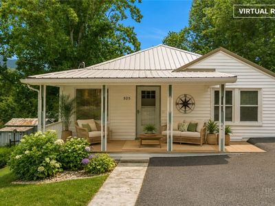 505 Oak Avenue, West Jefferson, NC, 28694
