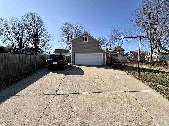 5th image of 2230 15th Street