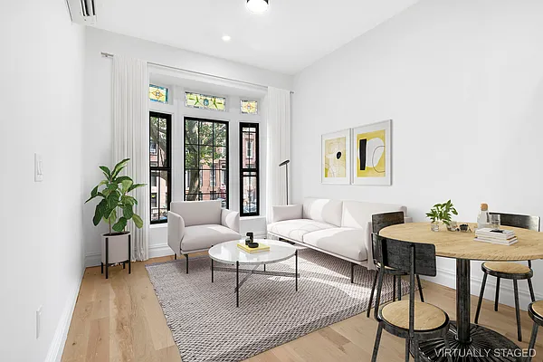 Rented by Compass | media 9