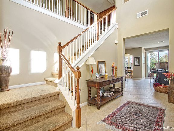 2nd image of 40398 Amesbury Ln