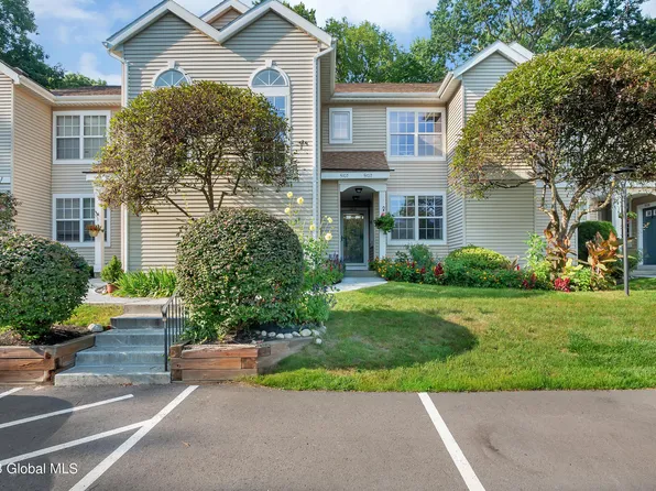 5102 Forest Pointe South Drive, Clifton Park, NY 12065