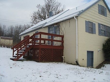 2nd image of 1809 Woods Chapel Rd