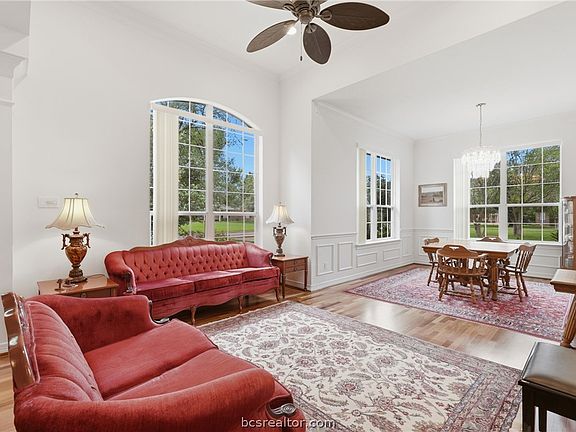4th image of 8407 Whiterose Ct