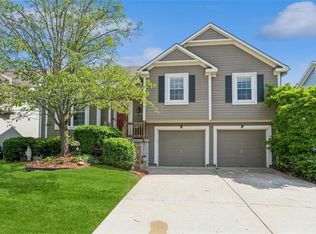 17465 W 158th Ter, Olathe, KS 66062