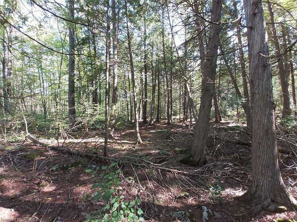 2nd image of 0 Rockhaven Cres