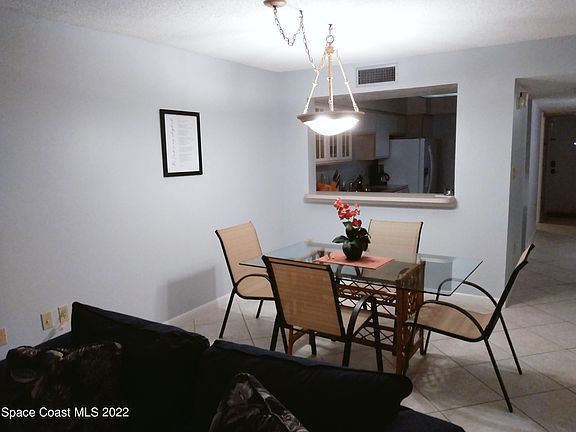 5th image of 555 Fillmore Ave APT 304
