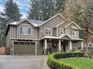 1144 Bayberry Rd, Lake Oswego, OR 97034