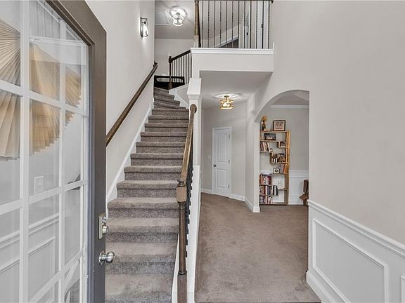 4th image of 4247 Savannah Trce