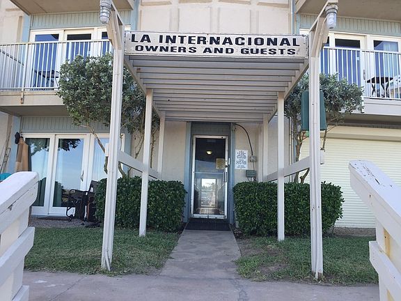 3rd image of 5008 Gulf Blvd APT 112