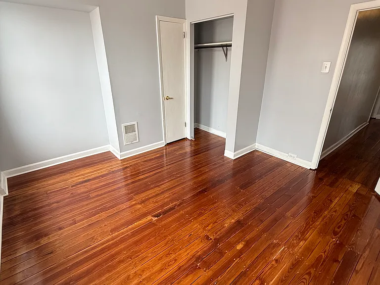 2630 E Birch St — Photo 7