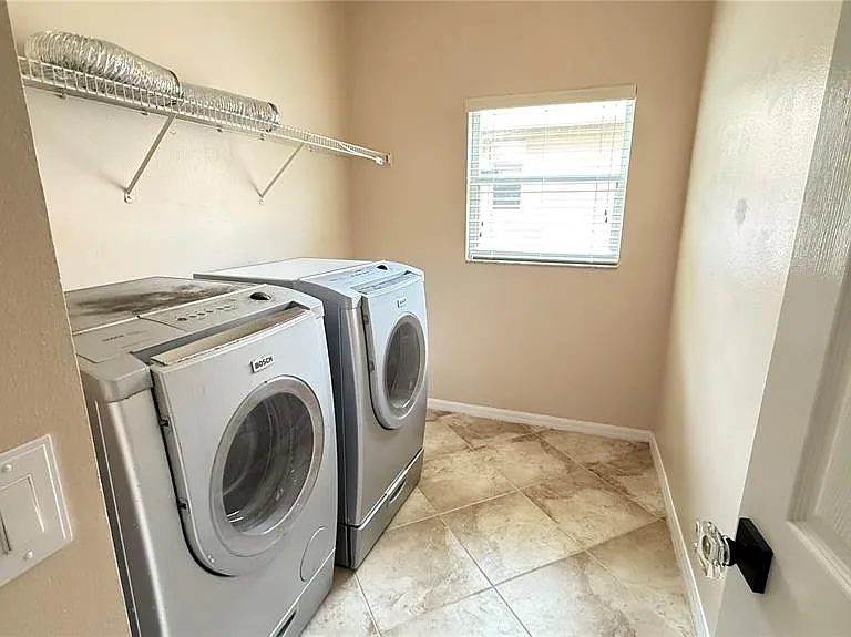 3559 Sunset Isles Blvd — Photo 9