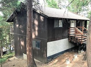 744 Big Oak Rd, Crestline, CA 92325