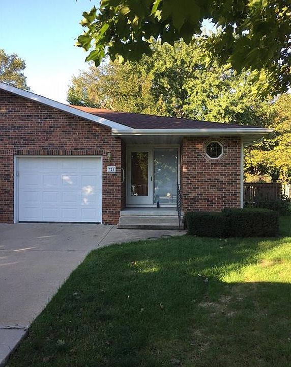 1st image of 724 N 6th Avenue Cir