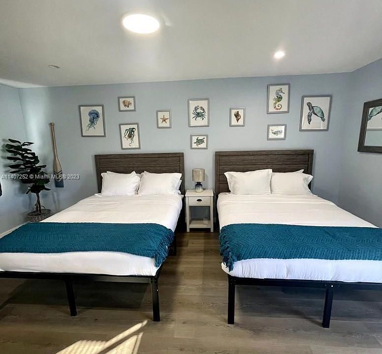1st image of 600 N 20th Ave #8