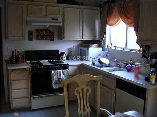 2nd image of 6529 White Swan Cir