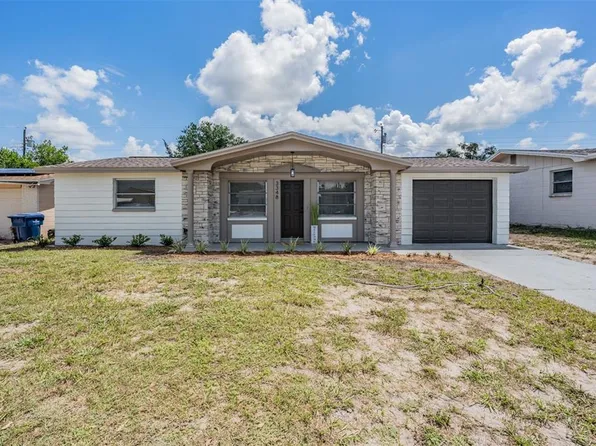 3348 Clydesdale Dr, Holiday, FL 34691