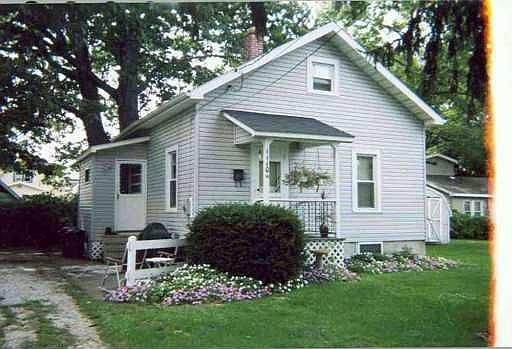 COTTAGE