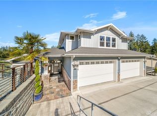 20916 Church Lake Dr E, Bonney Lake, WA 98391