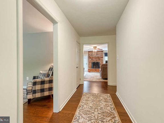 5th image of 12246 Chinaberry Ct