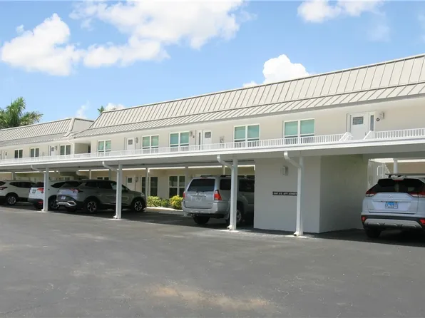1807 SE 41st St APT 1F, Cape Coral, FL 33904