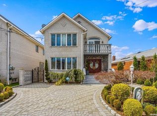 3-18 148th St, Flushing, NY 11357