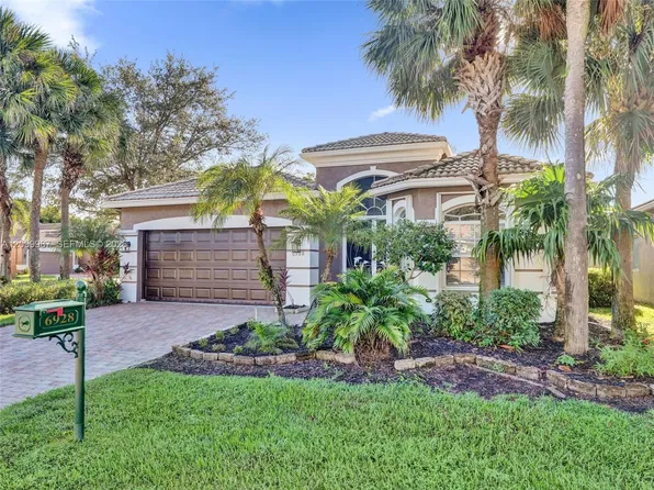 6928 Pisano Dr, Lake Worth, FL 33467
