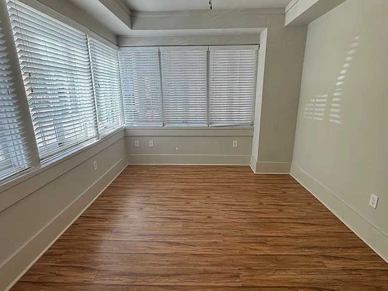 519 E Capitol Ave #1C — Photo 17