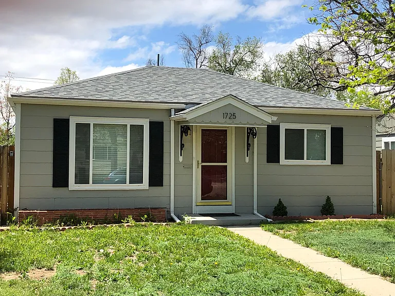 1725 Lansing St — Photo 3