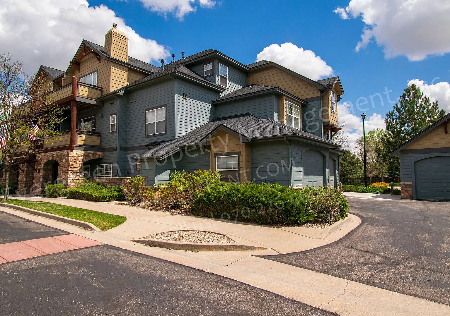 Fantastic 1 bedroom, 1 bathroom condo in great location! — Photo 1